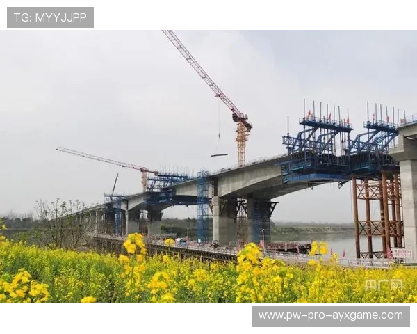 河南俱乐部外围提速连续改变整体攻势方向