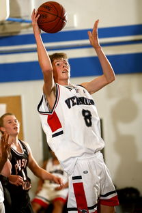 爱游戏体育娱乐-国足阵地战与快攻效率比较，足球阵地战的战术有哪些